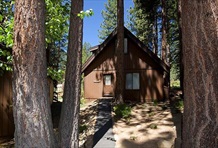 RedAwning 15 Cedar Crest